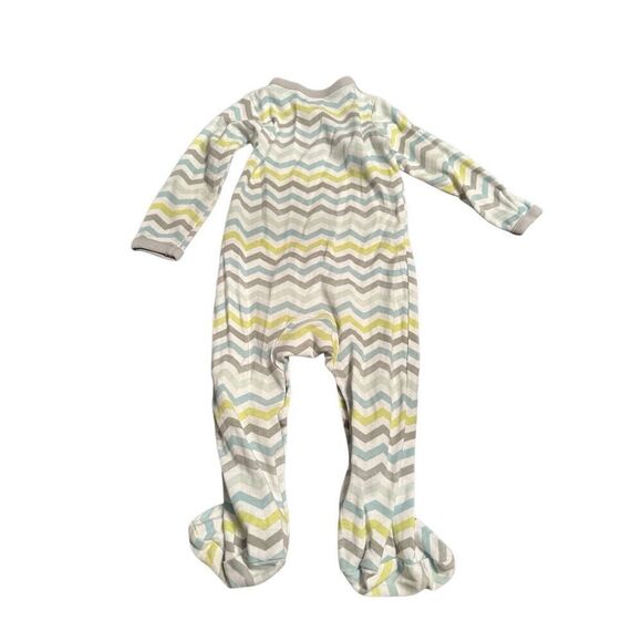 Skip hop baby boy footie pajamas sz 6 months  green/grey chevron - Picture 3 of 3